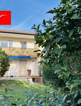 Direkt am NATURSCHUTZGEBIET auf schönem Grundstück : Reihenmittelhaus in Bischofsheim - bezugsfrei - Maintal