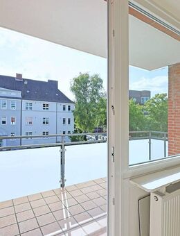 3 Zimmer und perfekt geschnitten - Wohnung in Fuhlsbüttel mit 2 Balkonen - Hamburg