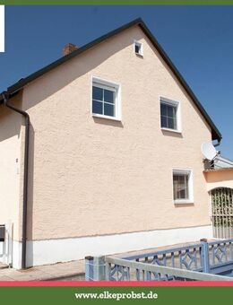 DHH mit großem Garten oder zusätzlichem Bauplatz - Köfering