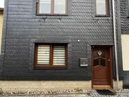 *** Provisionsfreies Einfamilienhaus mit Garage in Schmiedefeld *** - Schmiedefeld (Rennsteig)