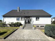 Einfamilienhaus mit Einliegerwohnung in bester Lage von Wehrheim - Wehrheim