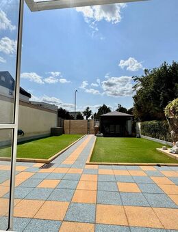 Modernes, liebevoll modernisiertes Stadthaus, ca. 217 qm Wohnfläche, gepflegtem Garten und Freizeitfläche in Konz - Konz