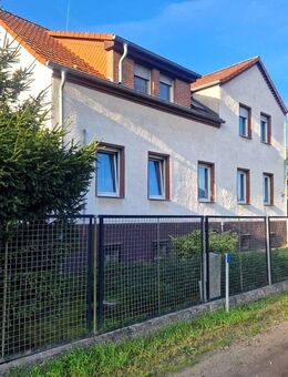 Großes Wohnhaus mit weitläufigem Garten und Wiesen bietet Platz zum Verwirklichen Ihrer Träume - Storkow (Mark)