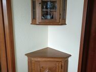 Eckschrank und Eck-Hängeschrank, massiv - Ölbronn-Dürrn