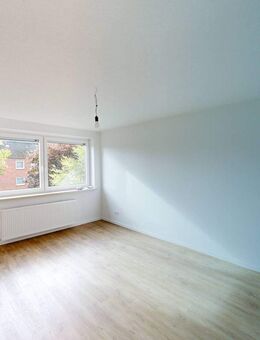 **Moderne 2-Zimmer-Wohnung mit BALKON und moderner EBK** - Rendsburg