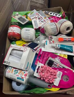 1 Box Kurzwaren Mischbox Flohmarkt Restposten Sonderposten - Birkenfeld (Baden-Württemberg)