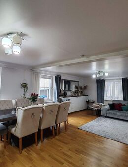 Einfamilienhaus mit 2 Wohnungen - Burgkirchen (Alz)