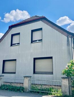 Kleiner Vierseitenhof in Jessen (Ortsteil Arnsdorf) mit großzügigem Grundstück - Jessen (Elster)