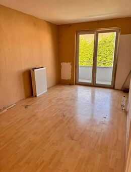 *Erstbezug nach Sanierung, modern ausgestattet 5,5-Zimmer-Wohnung in Offenbach* - Offenbach (Main)