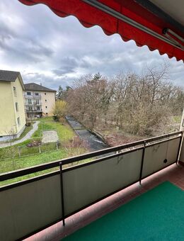 3 Zimmer Wohnung mit Südwestbalkon und Einzelgarage - Lörrach