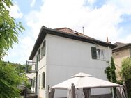 Haus mit 2 Wohneinheiten in zentraler Lage + 5 Stellplätzen - Eppstein