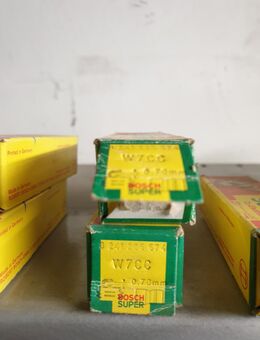Bosch 0241235574 Super Zündkerzen W7CC 0,7mm 2 Stück - Hannover Vahrenwald-List