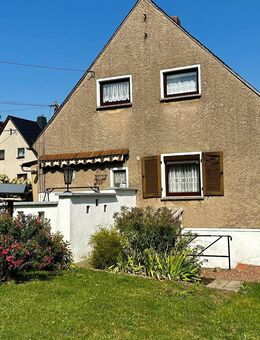 Gemütliches Siedlungshaus für die kleine Familie in perfekter Umgebung - Limbach-Oberfrohna