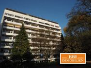 Sehr gepflegte 3 Zimmer-Wohnung mit riesigem, sonnigen Balkon und Tiefgaragenstellplatz - Quickborn (Landkreis Pinneberg)