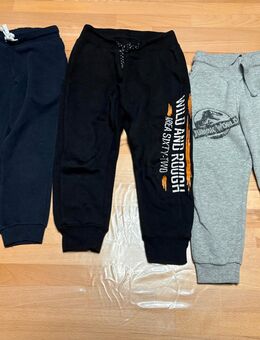 3 Kinder Jogging Hosen verschiedener Marken, Größe 98 - Wadgassen