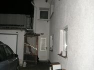 Wöllstadt - Haus mit 2 ETW´s mit Terrasse, Kamin und Garage - Wöllstadt
