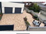 Top modernisiertes Einfamilienhaus mit großem Freizeitareal und Doppelgarage - Usingen