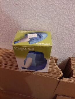 Tupperware Käse Mühle - Büdingen