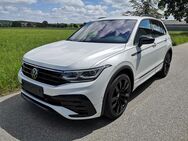 VW Tiguan, 2.0 TDI R-Line GV5 UPE 61 300 Black, Jahr 2024 - Achern