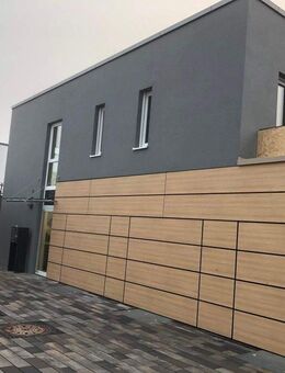 Modernes, sehr großzügiges und schönes 1 Zimmer-Apartment mit Balkon in guter Lage zum JuWi-Campus, Brumlikweg 2, Gießen - Gießen