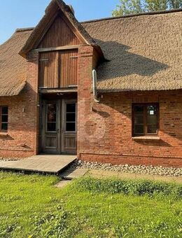 HISTORISCHER CHARME TRIFFT MODERNEN KOMFORT - Hochdonn