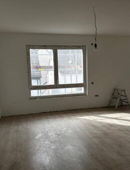 2,5 Zimmer-Wohnung, Aufzug, Barrierefrei sowie mit günstigen Sonnen-Energie (A+) - Essen