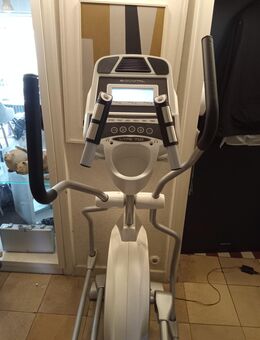 Cross Trainer LYPS 710 von Go Vital (ohne Brustgurt) - Essen