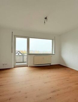 Gut geschnittene 3 Zimmer Wohnung mit Balkon und Gemeinschaftsgarten - Röttenbach (Landkreis Erlangen-Höchstadt)