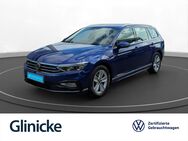 VW Passat Variant, 2.0 TDI R-line, Jahr 2023 - Weimar