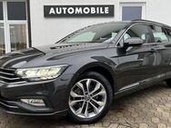 VW Passat Variant, 2.0 TSI Business Business, Jahr 2022 - Königsfeld (Schwarzwald)