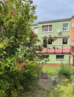 Reihenmittelhaus mit 26 m² großer Terrasse & großzügigen Garten in Frießnitz bei Weida – viel Potenzial auf 599 m² Grundstück - Harth-Pöllnitz