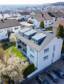 Deggendorf: Mod. 4-Familienhaus in ruhiger Aussichtslage am "Himmelreich" - Deggendorf