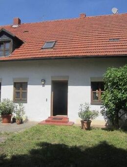 Hofstelle nähe Pfeffenhausen. Mit ca. 3.500 qm Baugrund, und 1.800 qm Wiese - Pfeffenhausen