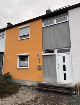 Gemütliches Zuhause für Sie und Ihre Familie – Reihenmittelhaus mit Garten - Bad Windsheim