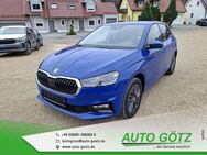 Skoda Fabia, Drive Vorb Ãber VZE Digi vo hi LichtAssist SpurAssist Connect Sunset 4xEFH Armlehne, Jahr 2022 - Beilngries