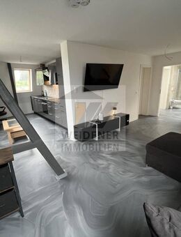 Gemütliche 2-Raum-Dachgeschoß-Wohnung mit Einbauküche und möbliert! - Gera