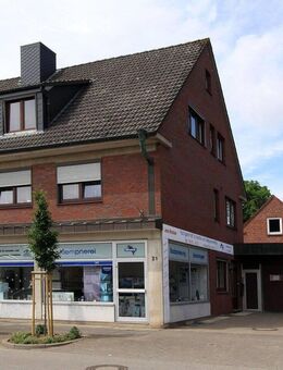 Mehrfamilienhaus mit Ladengeschäft, Garten, Werkstatt- & Lagerschuppen - Lütjenburg