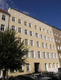 Helle 2 Zimmer Wohnung im Vorderhaus +++ Erstbezug nach Sanierung ++ nicht WG-geeignet! - Berlin