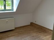 Schöne 2-Raum-Wohnung mit offener Küche in Naumburg - Naumburg (Saale)