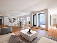 Erstbezug: Stilvolle Dachgeschosswohnung mit Terrasse in Friedrichshain - Berlin
