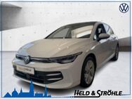 VW Golf, 1.5 l TSI Life PAN, Jahr 2022 - Ulm