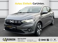 Dacia Sandero, Expression TCe 90, Jahr 2022 - Hauneck