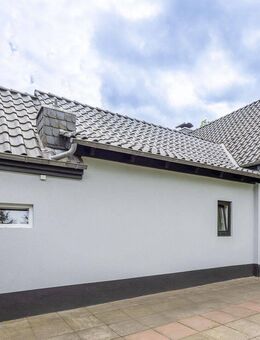 ***Altbau-Charme trifft zeitgemäßen Komfort - Einfamilienhaus mit Gartenidylle in Bremen Vegesack - Bremen