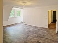 Neu renovierte 1,5-Zimmer-Dachgeschoss-Wohnung im Gostenhof zu vermieten! - Nürnberg