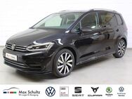 VW Touran, 1.5 TSI MOVE R-Line IQ-Light, Jahr 2023 - Kronach