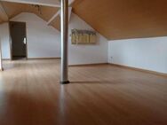 2-Zi.-DG-Wohnung bei der Illenau in Achern - 5 Min. zu Fuß zur Innenstadt - Achern