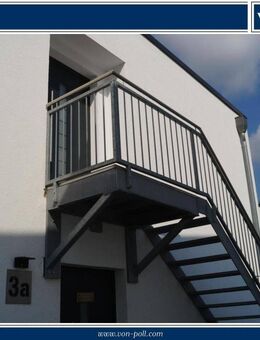 Hochwertige 3-Zimmer-Wohnung mit separatem Eingang, Balkon und zwei Tiefgaragenstellplätzen - Büttelborn