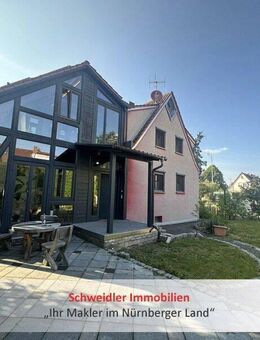 Platz für Ideen! Doppelhaushälfte mit Wintergarten, Werkstatt und vielem mehr in Röthenbach/Pegnitz - Röthenbach (Pegnitz)