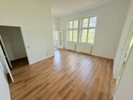 **Besichtigung: Mo, 19.05.25 um 18:45 Uhr** Zwei Zimmer in Brandenburg a.d. H.! - Brandenburg (Havel)