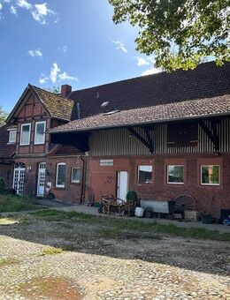 Idyllischer Reiterhof mit Reithalle und mehreren Wohneinheiten - Bad Bevensen